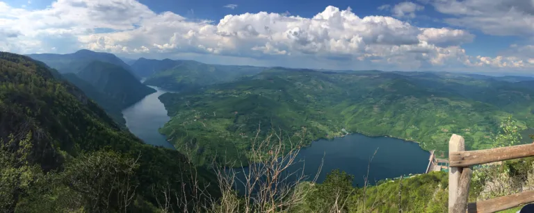 View from the Banjska stena viewpoint in Tara National Park over Lake Perućac and the Drina canyon