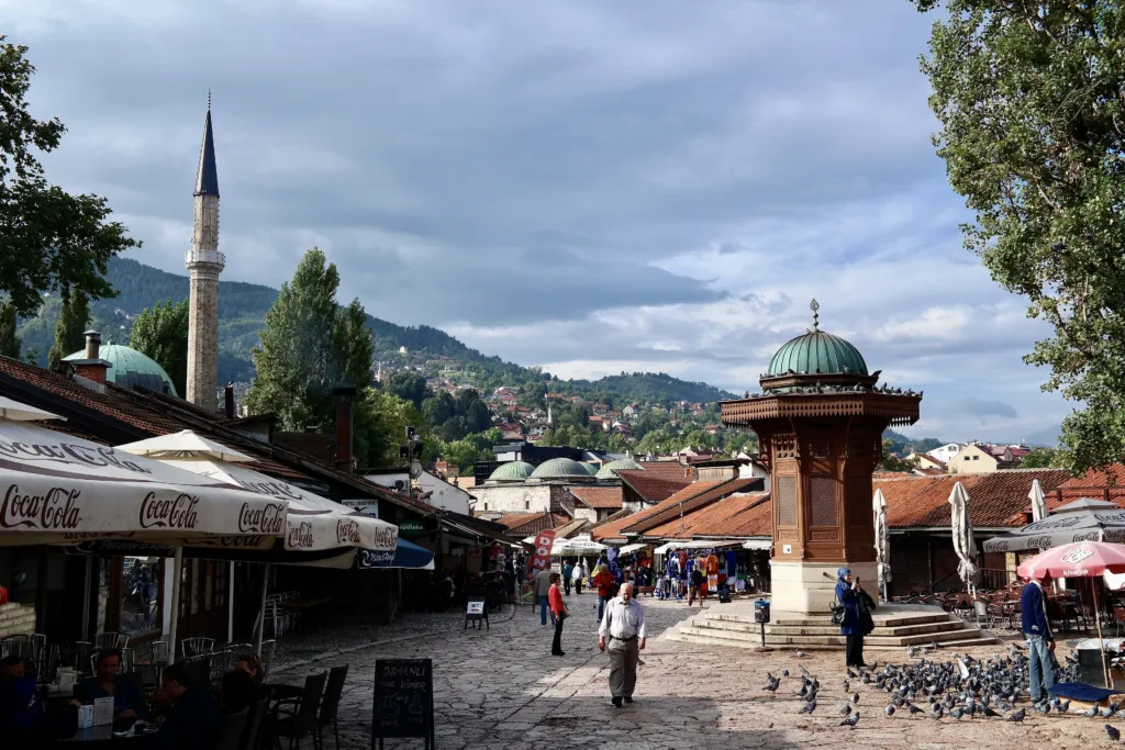 The Sebilj fountain and old shops of Baščaršija, the old bazaar of Sarajevo