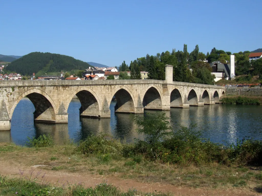 The many-arched Ottoman stone bridge over the Drina at Višegrad