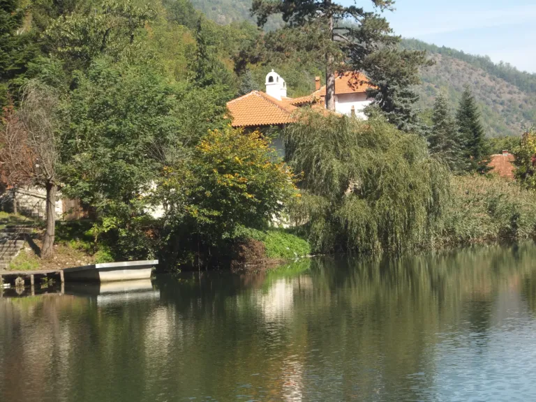 Nikolje Monastery above the still water of the West Morava in the Ovčar-Kablar gorge